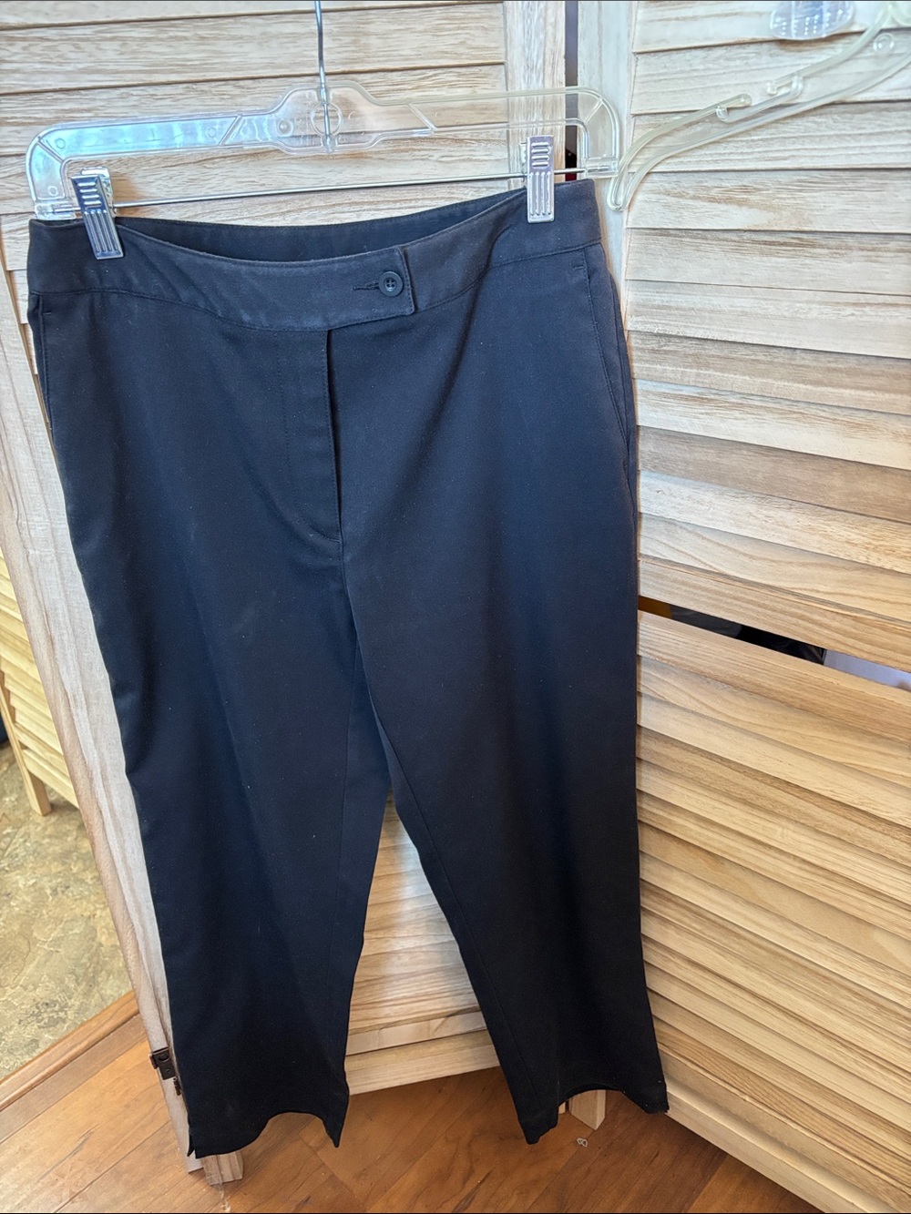 FINAL MARKDOWN Liz Claiborne Black Petite Dress Pants 8P